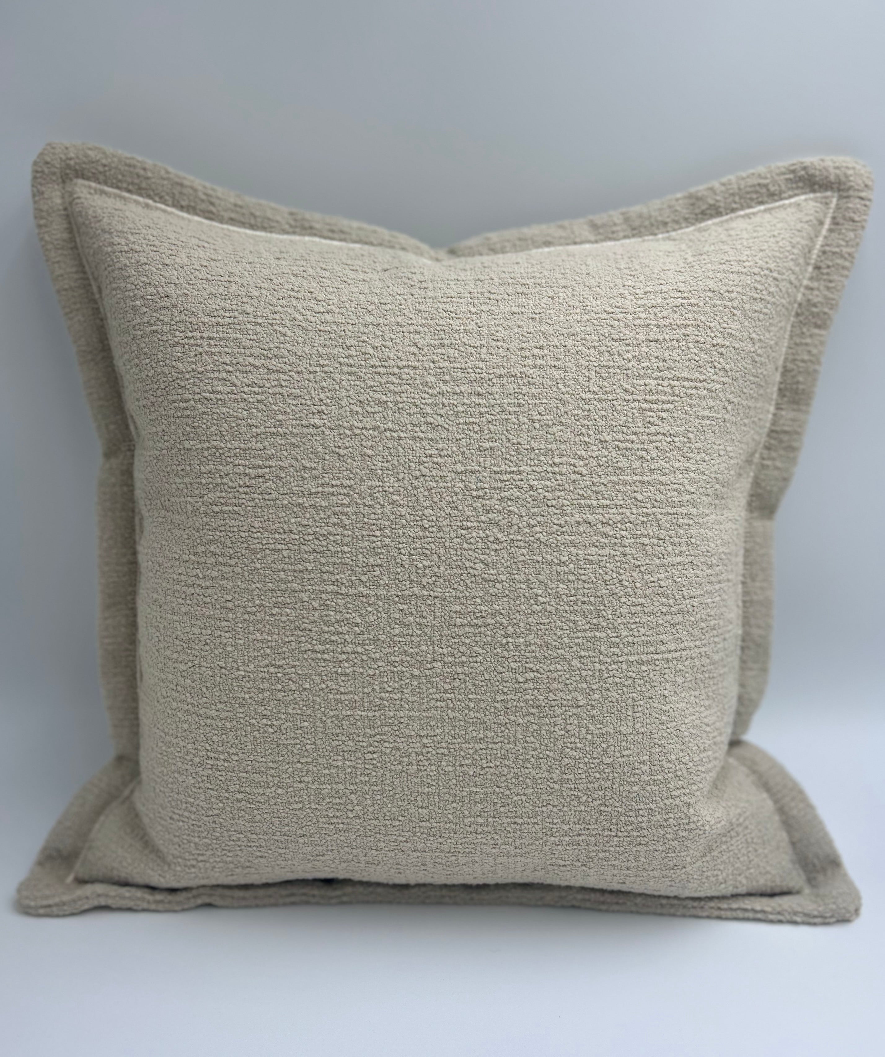 Romilly Cushion