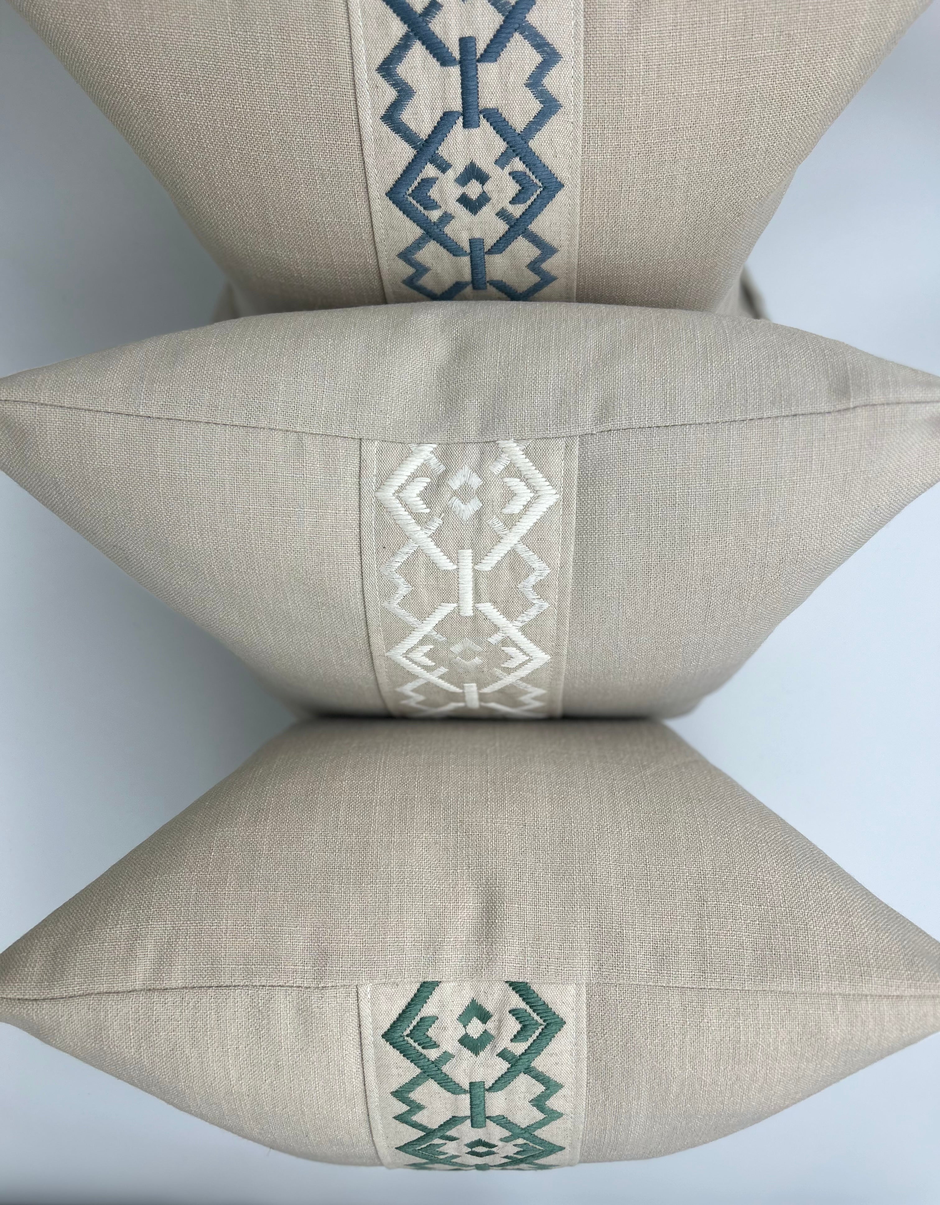 Eman Cushion Croix Nimbus White