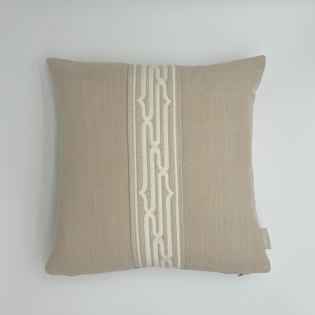 Eman Cushion Rollo Nimbus White